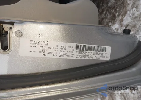 2016 Chrysler Town & Country Touring z USA, uszkodzony, nr VIN 2C4RC1BG3GR292676